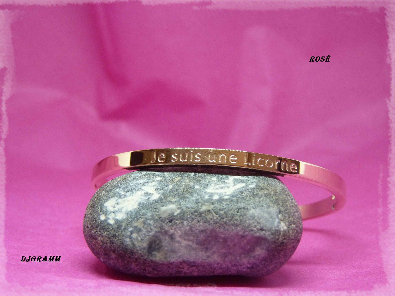 Bracelet acier rosé gravé "Je suis une licorne"