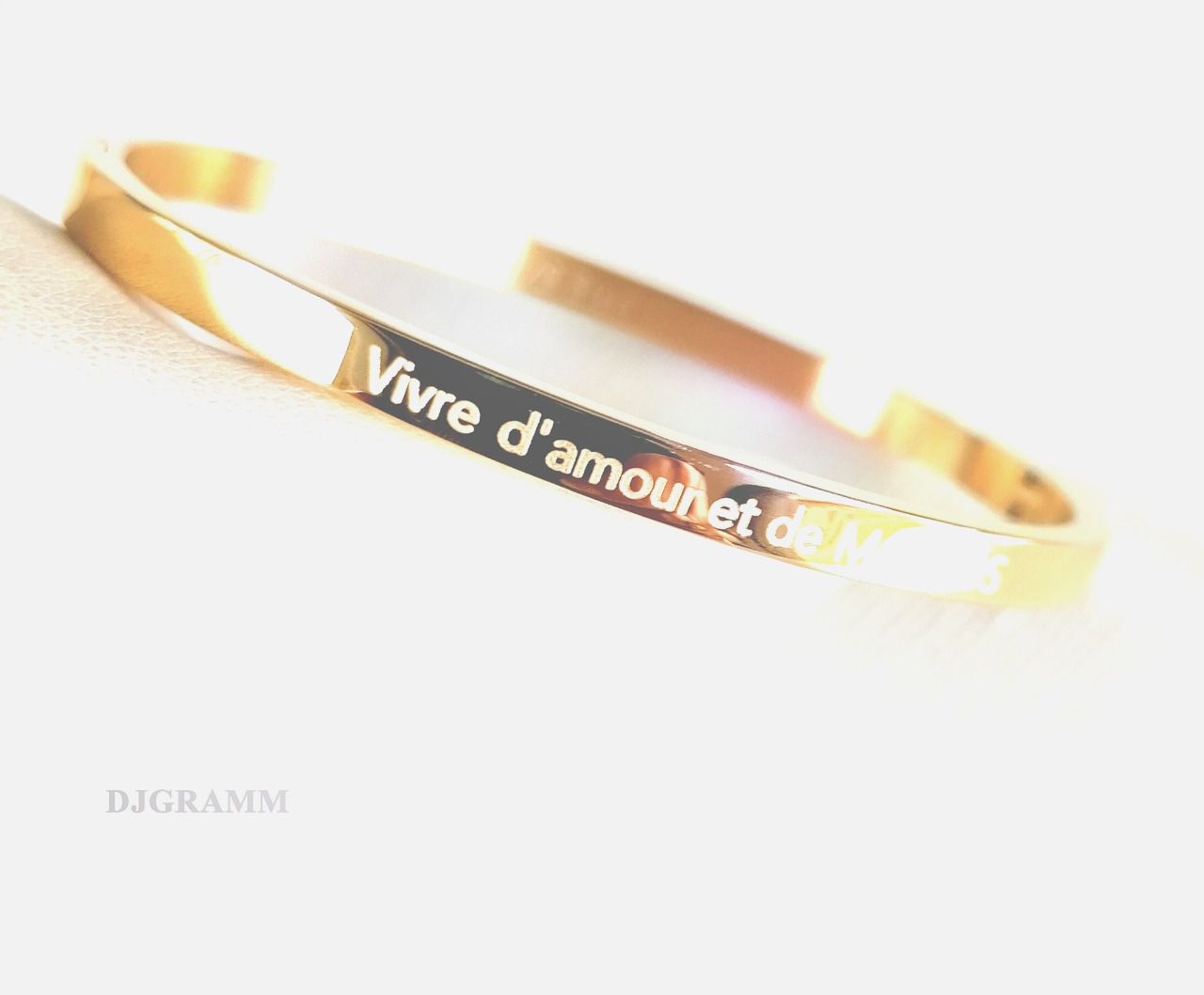 Bracelet avec Votre message Gravé.