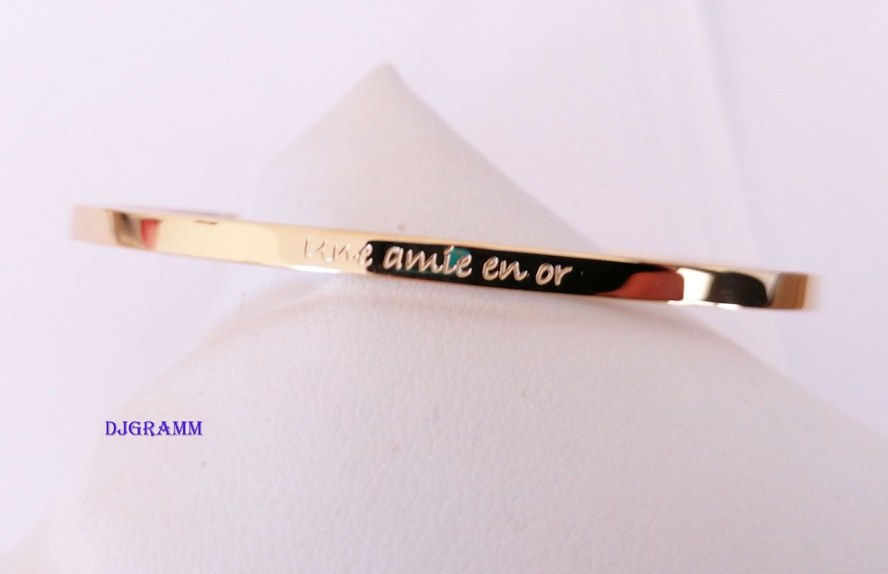 Bracelet acier gravé " Une amie en or"