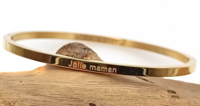 bracelet-acier-dore-jonc-ferme-grave-message-jolie-maman-cadeau