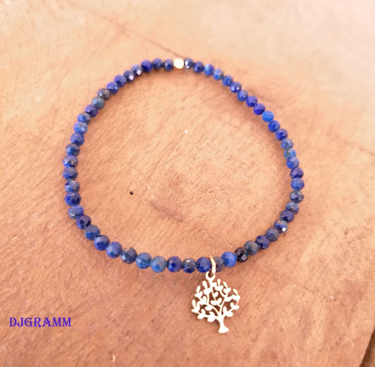 Bracelet en fines pierres Lapis Lazuli  bleu et arbre