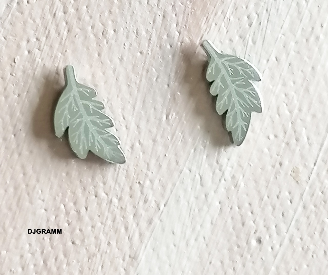 Boucles d'oreilles en acier inoxydable puce feuilles argentées