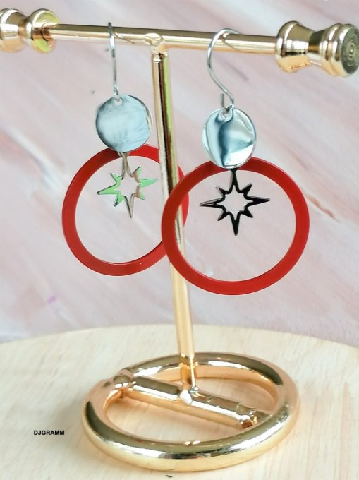 Boucles-oreilles-acier-etoile-rond- rouge-argent