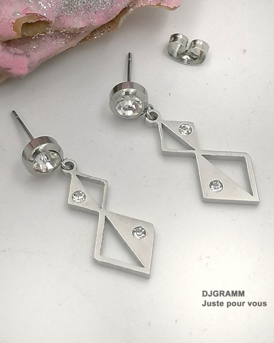 boucles-oreilles-acier-argente-losange-strass