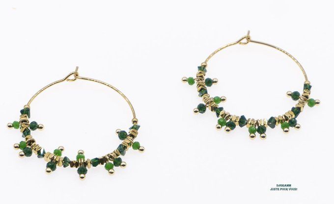 Boucles-oreilles-acier-pierre-verte-creoles