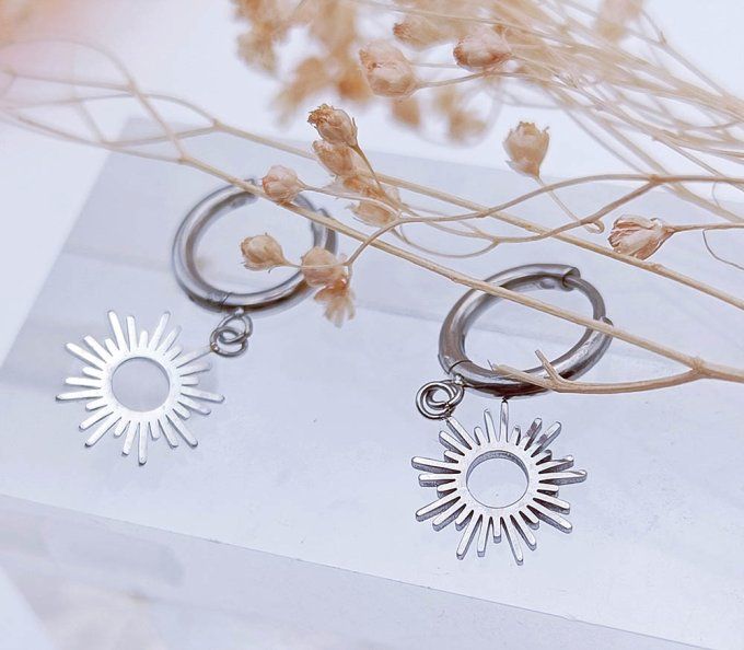 boucles-oreilles-creoles-mini-pampille-soleil6-rayon-argent-petite-tendance