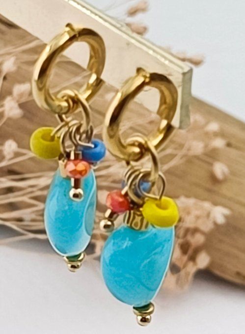 boucles-oreilles-mini-creoles-pendante-doré-cœur-bleu-amour