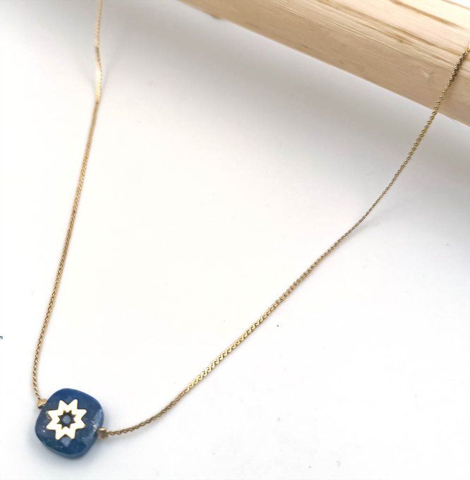 Collier en acier inoxydable  médaille  pierre bleue Lapis lazuli