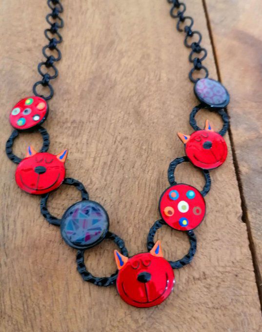 collier-lol-chat-tom-rouge